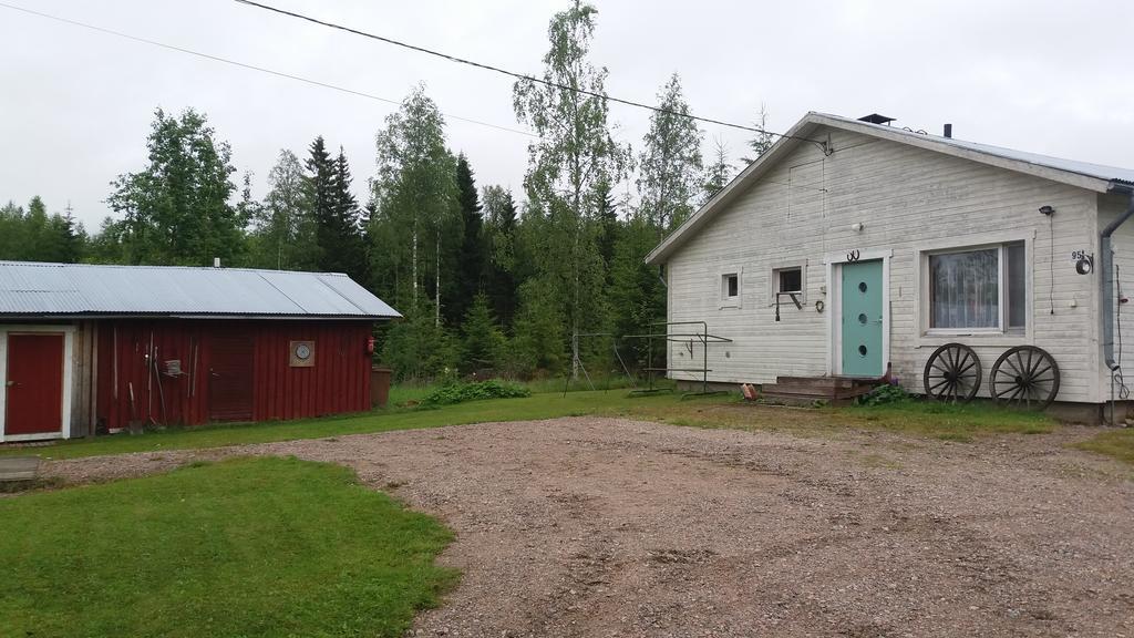 Maekelaen Lomatuvat Bed And Breakfast Korkeakoski  Extérieur photo